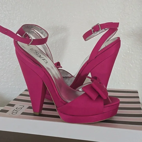 Rsvp Fuchsia satin heels - Picture 10 of 11
